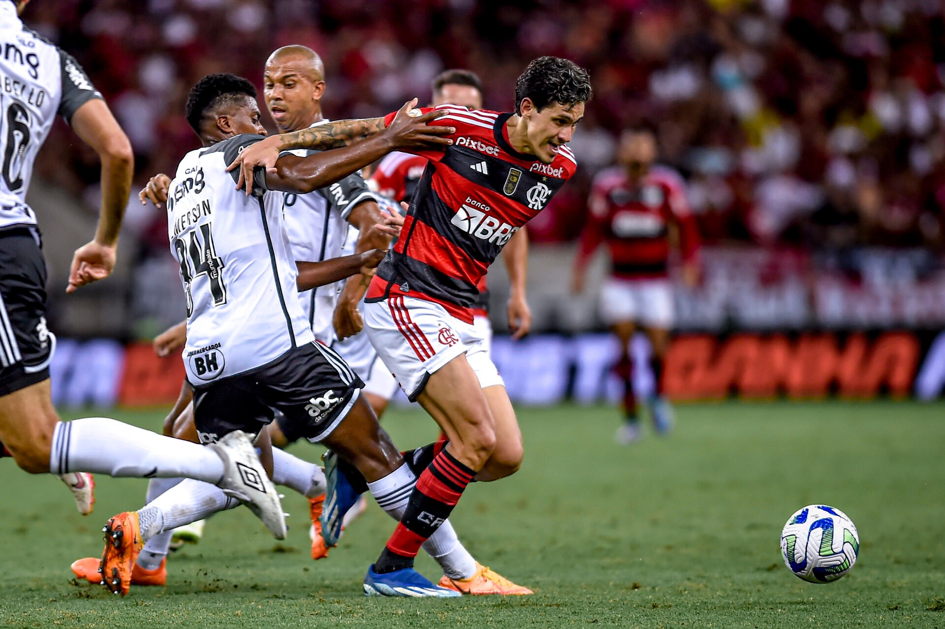 Atlético-MG x Flamengo: onde assistir, horário e escalações