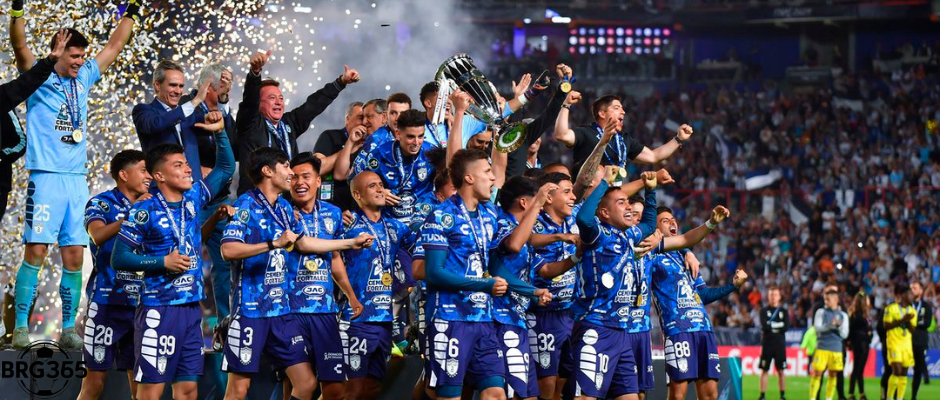 Jogadores do Pachuca comemoram título da Champions da Concacaf Concachampions